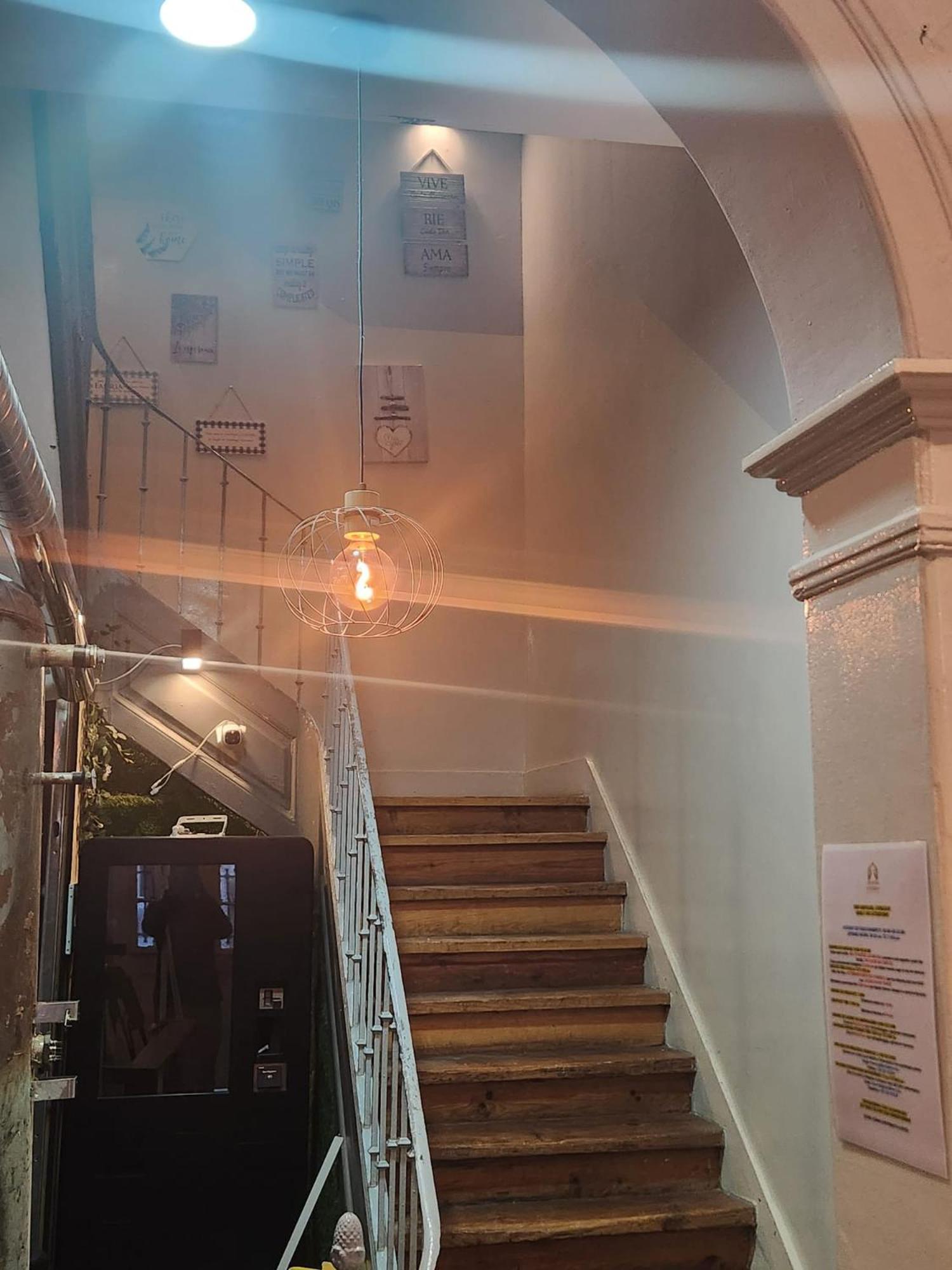 Daora Lisbon Low Cost Hostel Exterior foto